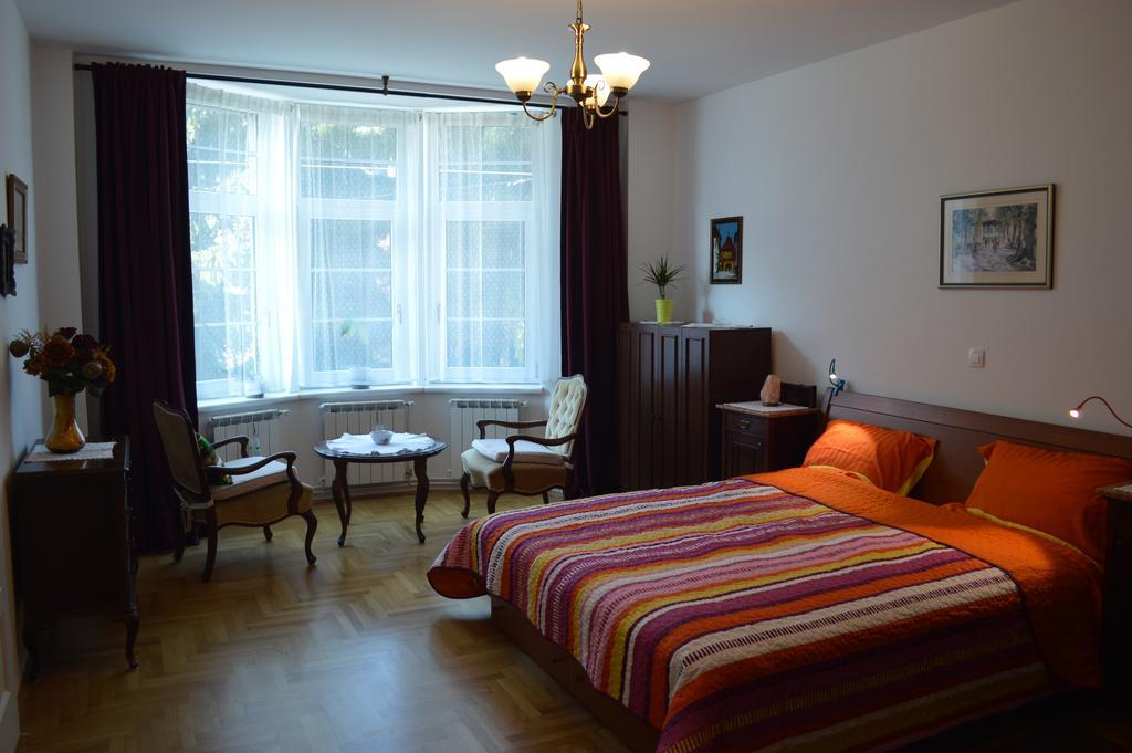 Apartment Aha